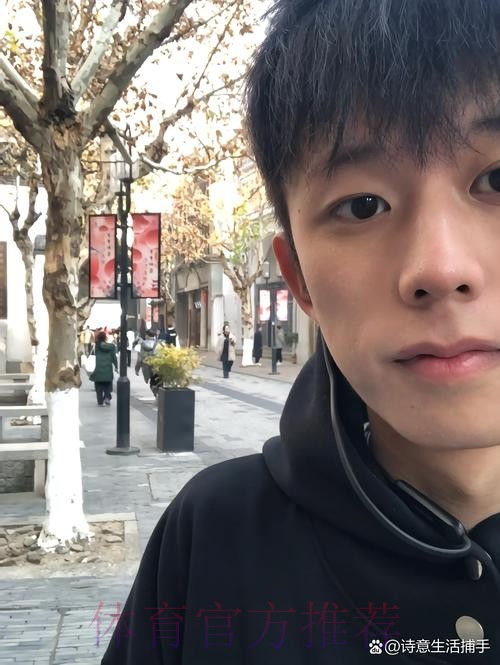 记者：贡萨洛接近留队而非外租 阿隆索对他很满意